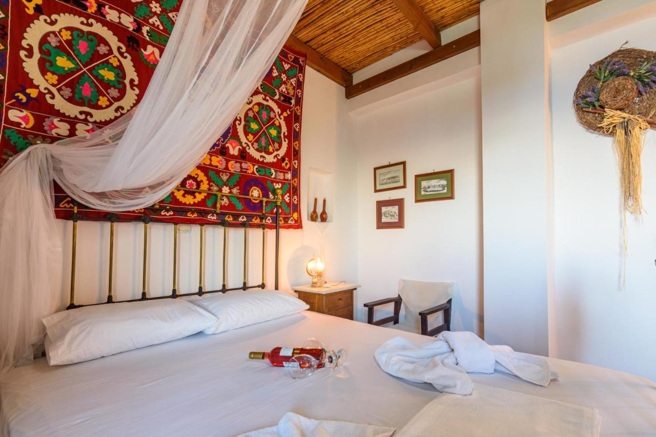 Eros Pittoresque Retreats - Perfect Location, Panoramic Seaview Koróni Kültér fotó